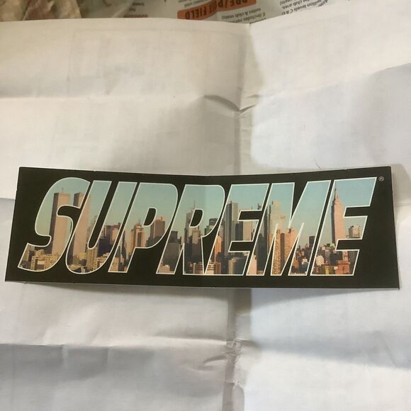 Supreme Gotham Sticker FW23 - Picture 1 of 2